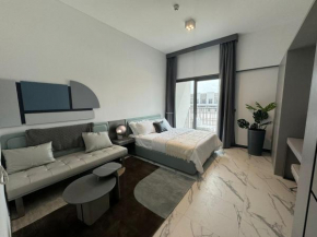 Brand New Chic Studio Apartment 8min to Downtown